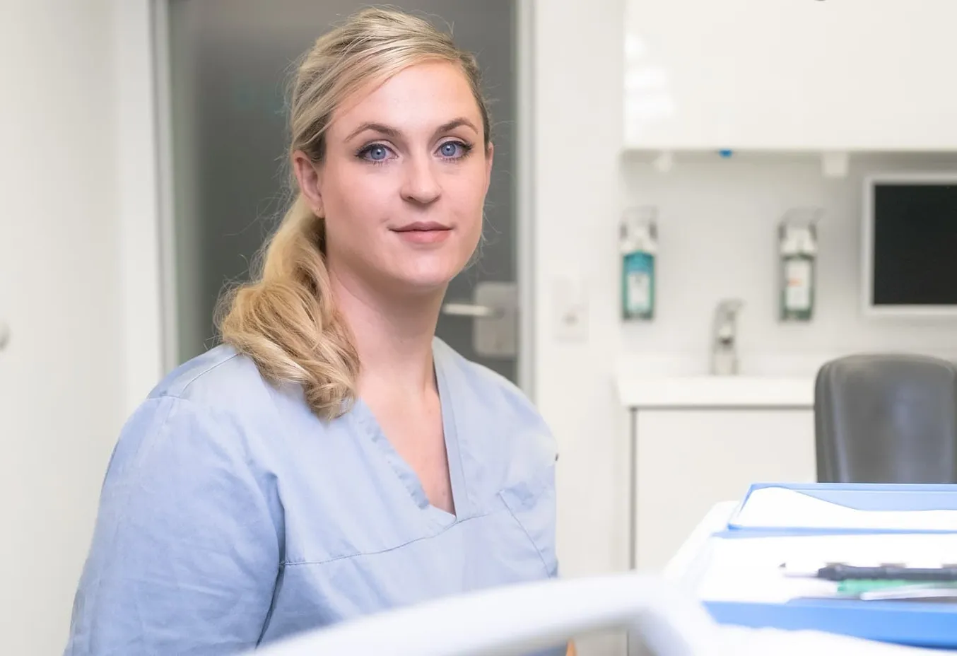 Nicole Ganzer - Co-Gründerin und Dentalhygienikerin bei DENTALFREUND
